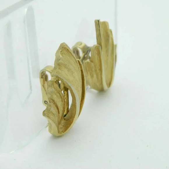 CROWN TRIFARI Gold Tone Feather Mid Century Clip - Picture 2 of 4